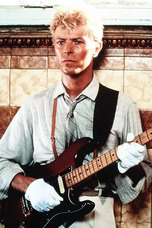 Muere leyenda pop británica David Bowie a los 69 años de edad