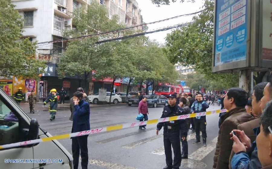 Un muerto por el colapso de un edificio en este de China