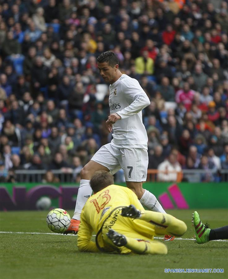 Fútbol: Real Madrid golea 7-1 al Celta de Vigo con cuatro goles de Cristiano Ronaldo 3