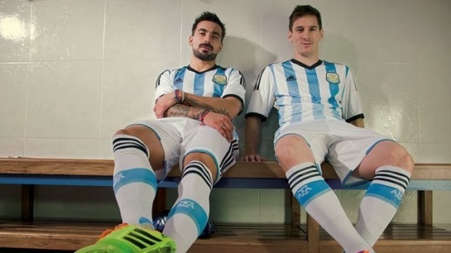 Fútbol: Argentina inicia prácticas con Messi y Lavezzi