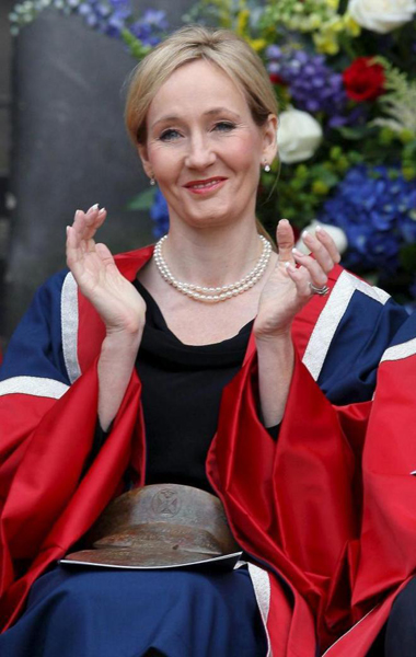 J.K. Rowling publica cartas donde es rechazada por los editores