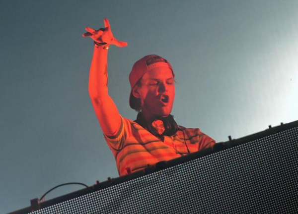 El DJ sueco Avicii abandona temporalmente la música