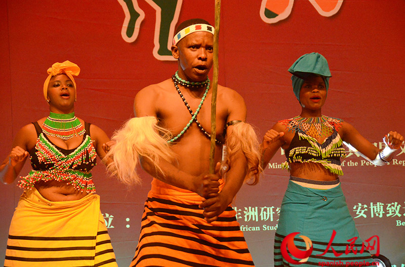 Simunye Afrika: el alma Zulu que danza en “Meet in Beijing” 10