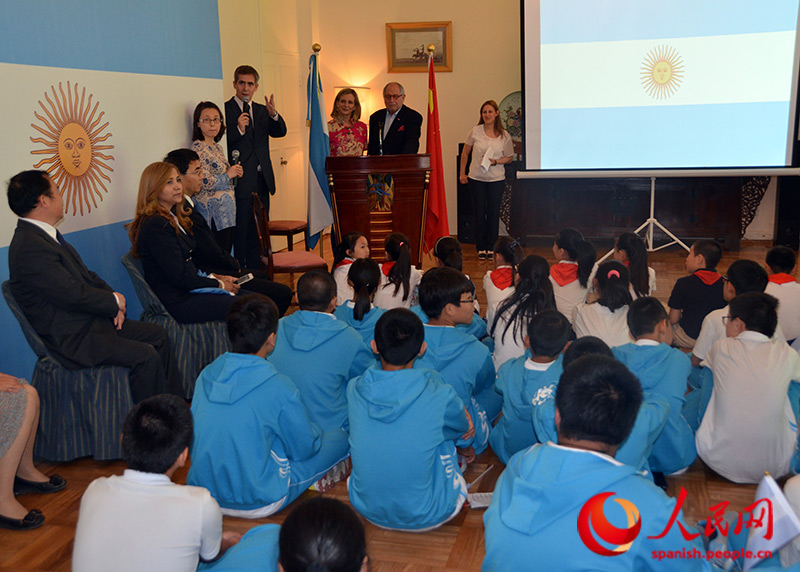 El encuentro “Estrechando Lazos con Argentina” le permitió a los niños y jóvenes chinos acercarse al conocimiento de la cultura del país sudamericano. (Foto: YAC)