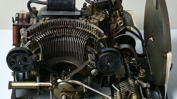 Subastan, sin saberlo, una máquina de cifrado alemana de la Segunda Guerra Mundial