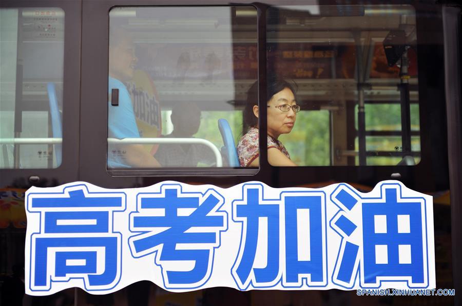 Alrededor de 9,4 millones de estudiantes de preparatoria se registraron para presentar el examen, conocido como gaokao, del 7 al 8 de junio.(Xinhua/Yuan Liwei)