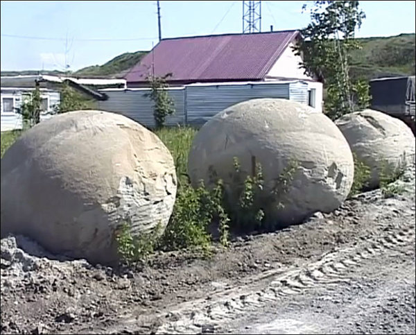 Descubren sorprendentes piedras siberianas que cambian de color