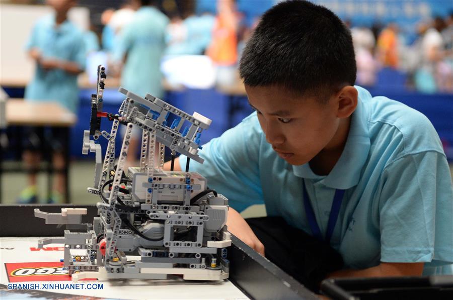 Heilongjiang: Competencia de robots inteligentes en la Universidad de Silvicultura del Noreste en Harbin