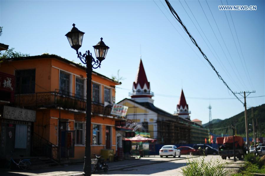 Pueblo en Heilongjiang atrae a turistas con sus edificios de estilo ruso