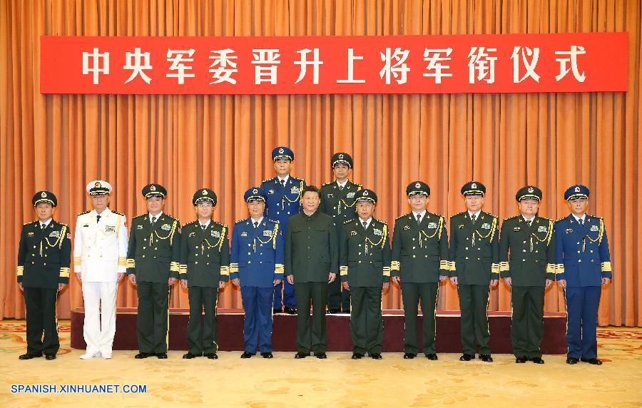 China promueve a oficiales al rango de general
