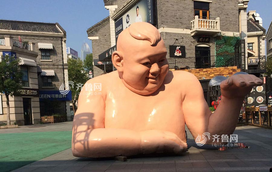 Retiran las estatuas desnudas del centro de Jinan