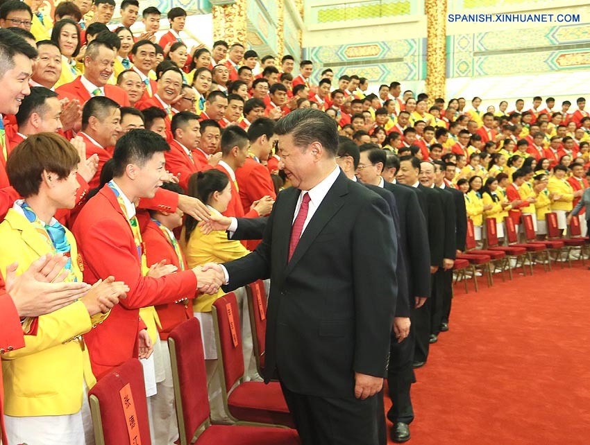 Líderes chinos se reúnen con delegación olímpica