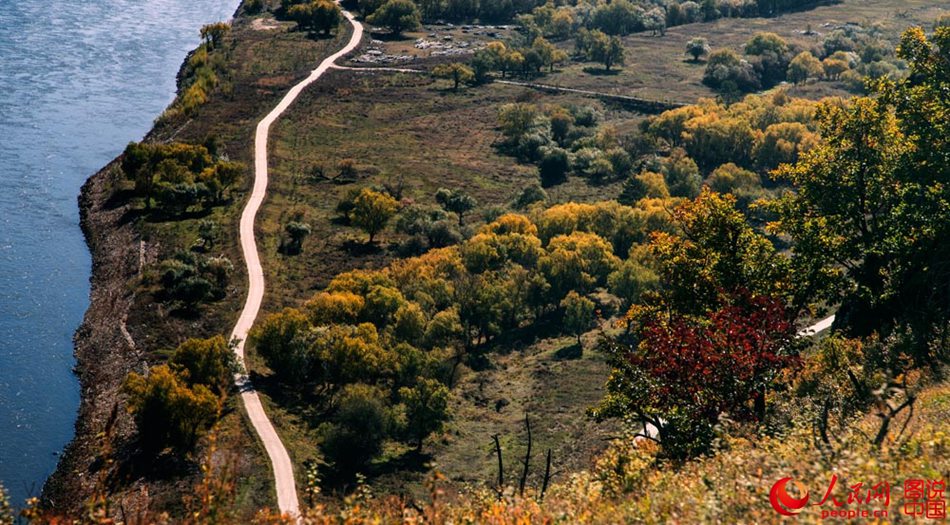 Espectaculares imágenes del otoño en el río Huma