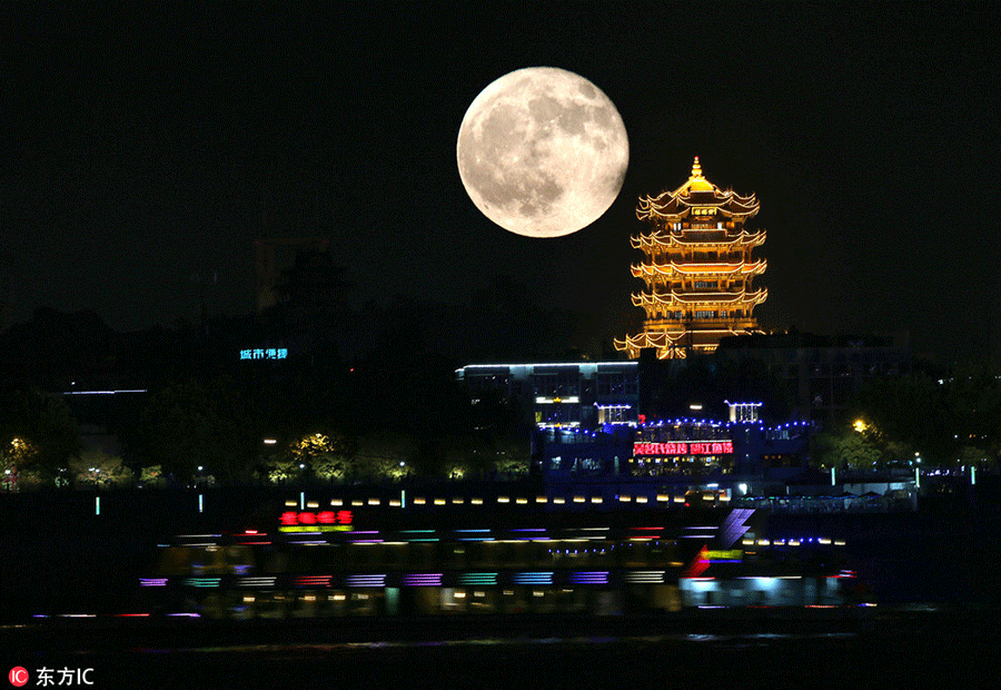 Espléndida Luna llena preside el Festival del Medio Otoño en China