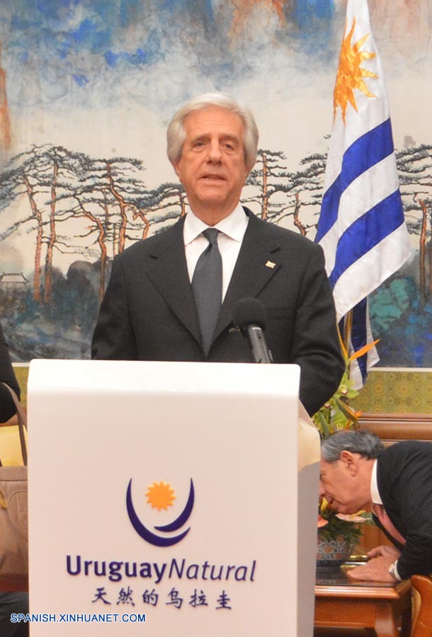 Presidente uruguayo valora asociación estratégica con China e iniciativa Franja y Ruta