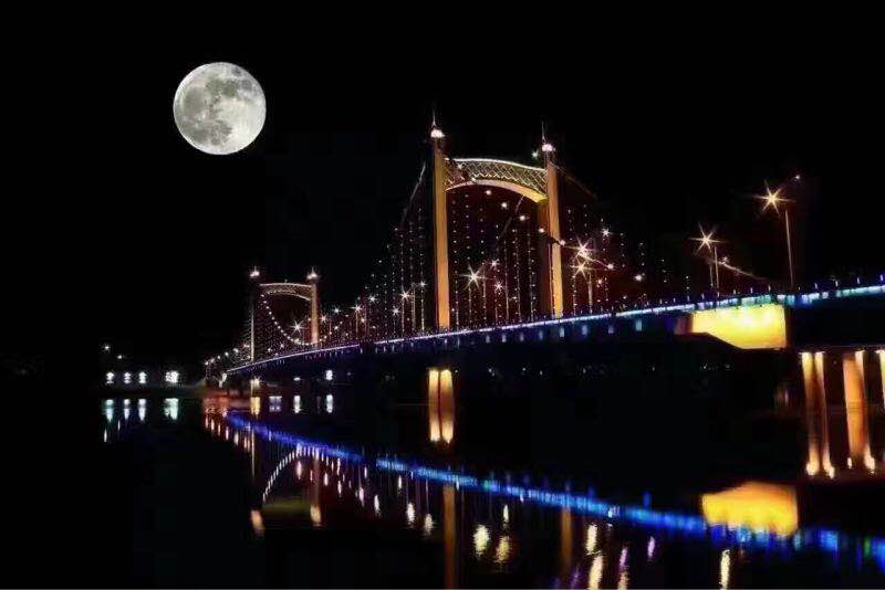 "Súper luna" se ve en toda China