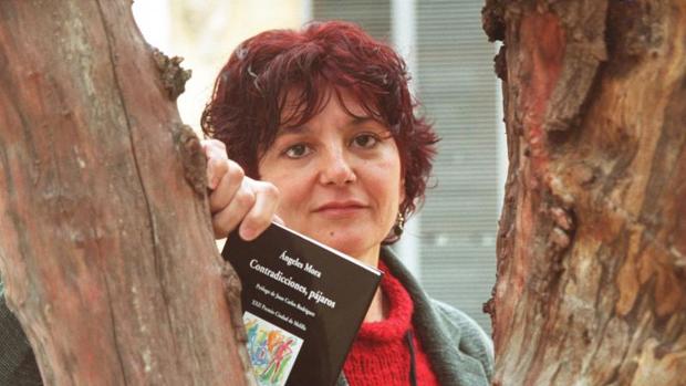 Ángeles Mora obtiene elPremio Nacional de Poesía de España