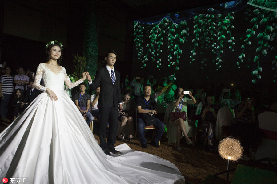 ¿Quieres celebrar tu boda ideal? Prueba con los hologramas 4D