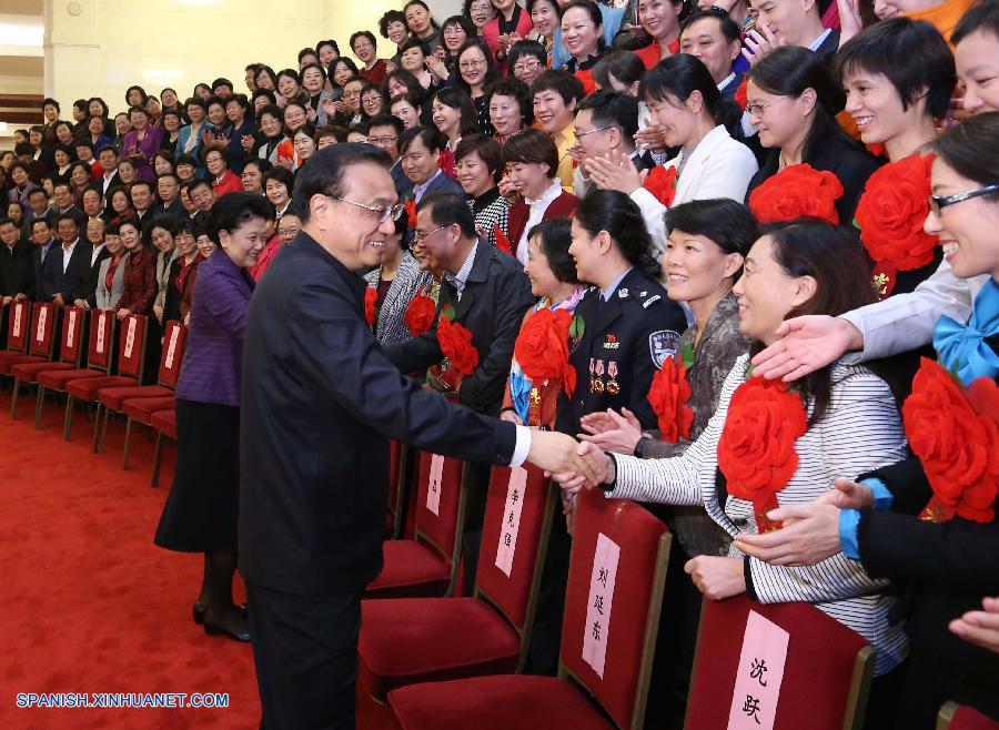 PM chino pide implementar política de igualdad de género y desarrollar educación infantil