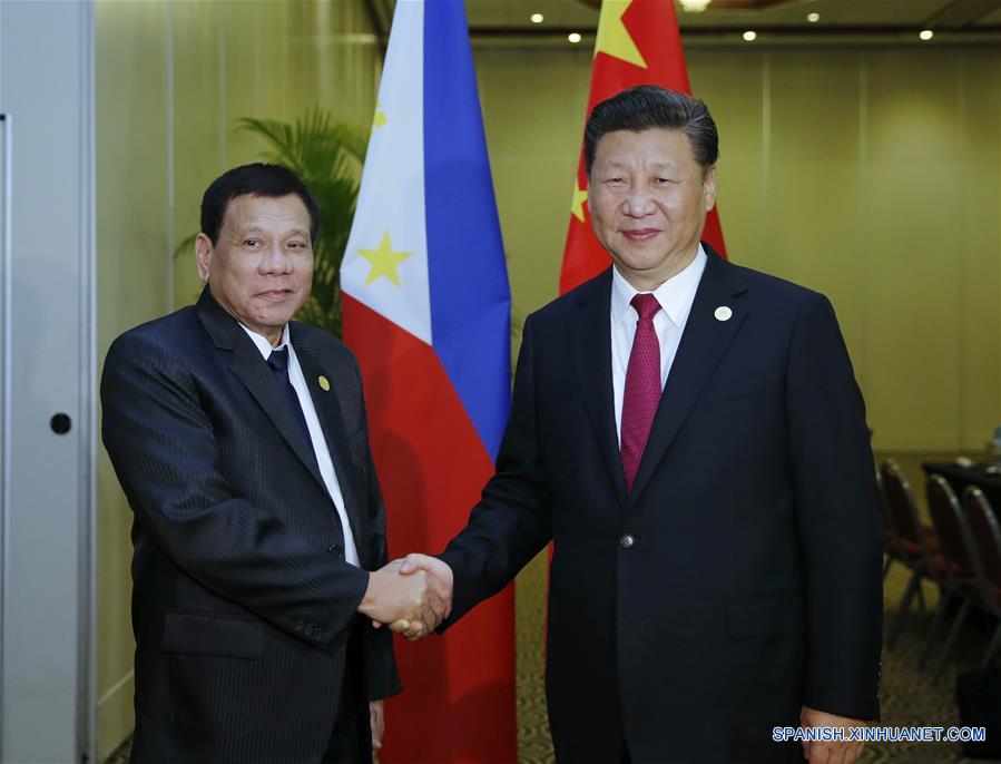 Xi y Duterte acuerdan mejorar relaciones e impulsar cooperación