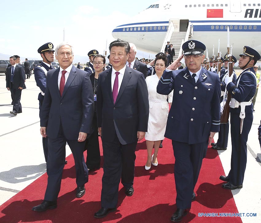 Presidente de China llega a Chile para visita de Estado