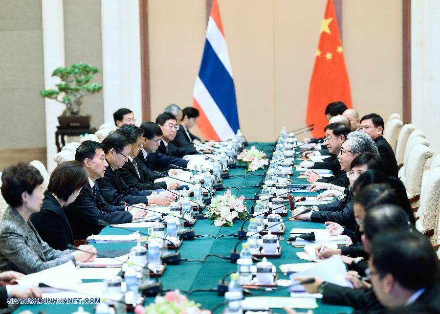 China y Tailandia firman acuerdos para fortalecer cooperación