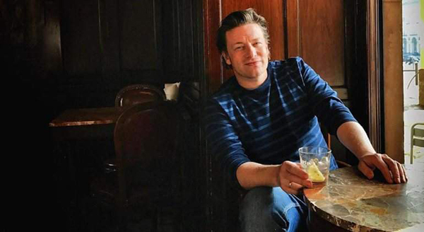 Jamie Oliver culpa al Brexit del cierre de seis de sus restaurantes