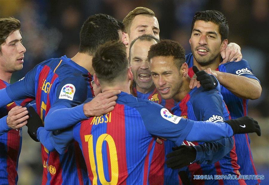 Fútbol: Barcelona vence a Real Sociedad en Copa del Rey y termina con "maldición de Anoeta"