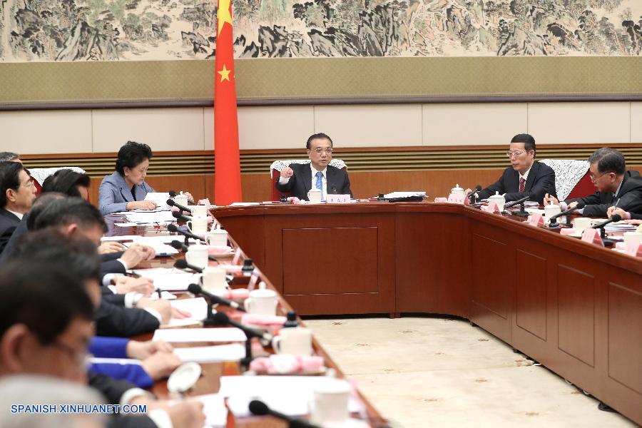 PM chino pide opiniones acerca de proyecto de informe sobre labor de gobierno
