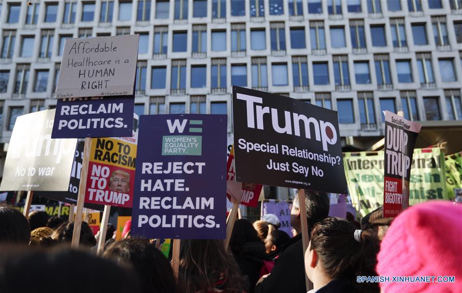 "Marcha de Mujeres" y protesta frente a la Embajada de Estados Unidos de América en Londres