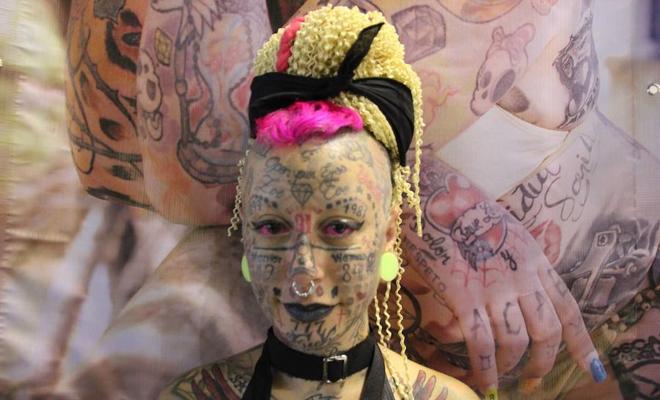 La mujer más tatuada de Europa es española