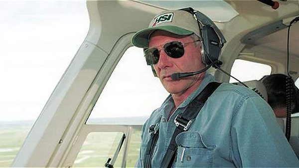 Las autoridades investigan a Harrison Ford por sobrevolar con su avioneta un avión de pasajeros