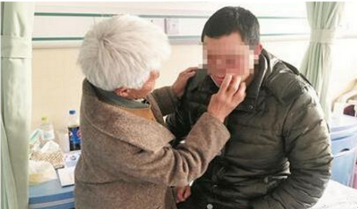 Mujer italiana dona 28 mil dólares para que un hombre de Hebei recupere su rostro