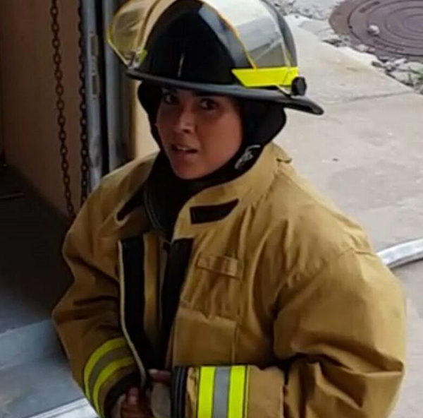 La primera mujer bombero de Texas es hispana