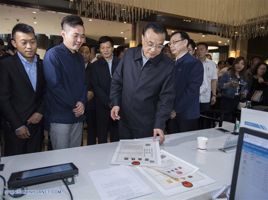 Primer ministro chino subraya reforma e innovación para apoyar el desarrollo