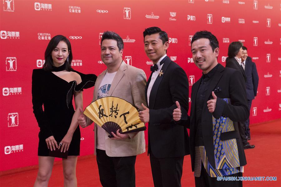 Miembros del elenco de la película "Wished" asisten al 20 Festival Internacional de Cine de Shanghai, en Shanghai, en el este de China, el 17 de junio de 2017. El Festival Internacional de Cine de Shanghai comenzó el sábado. (Xinhua/Du Xiaoyi)