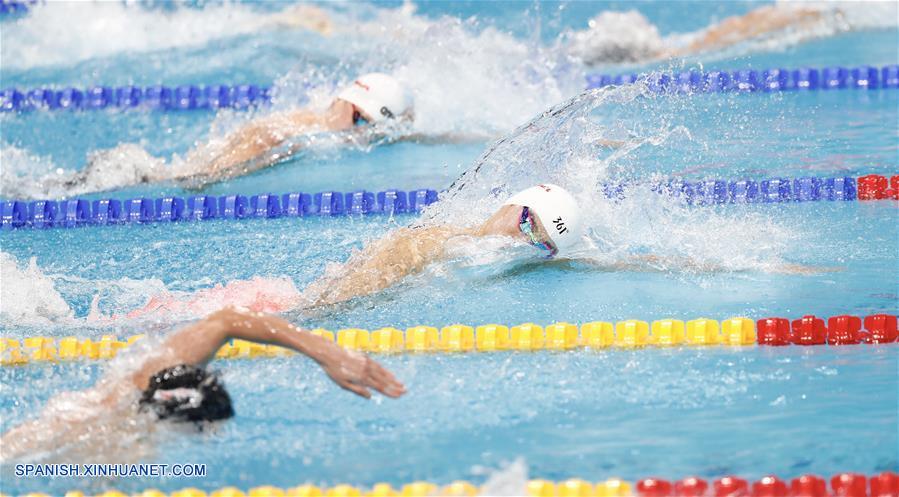 Sun Yang de China obtiene primer título en 200m estilo libre en Campeonato Mundial