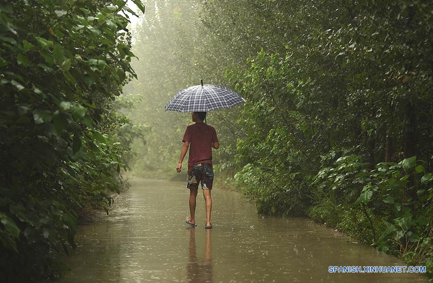 Fuertes lluvias causan afectaciones en Beijing