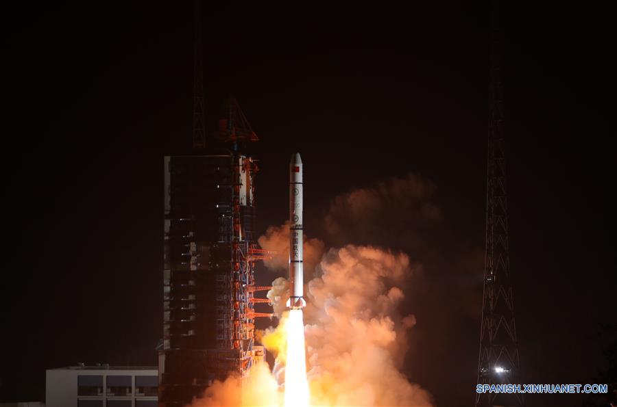 China lanza satélites de detección remota