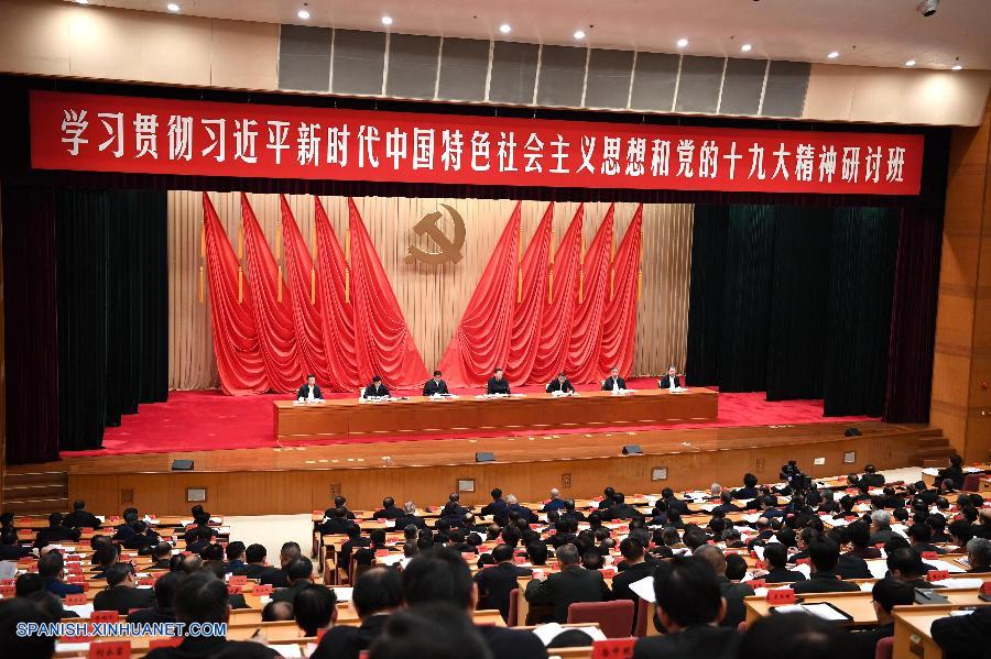 Xi pide apoyar y desarrollar socialismo con peculiaridades chinas