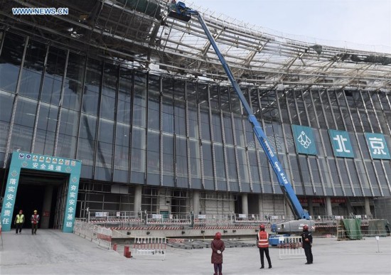 Completan la cubierta del nuevo aeropuerto de Beijing