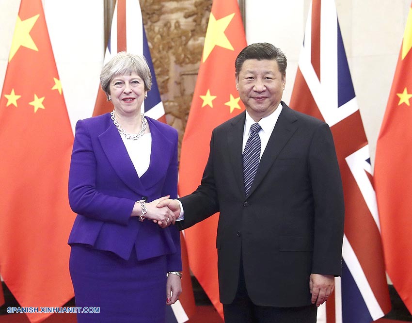 Xi Jinping se reúne con Theresa May e insta mejorar lazos bilaterales en la nueva época