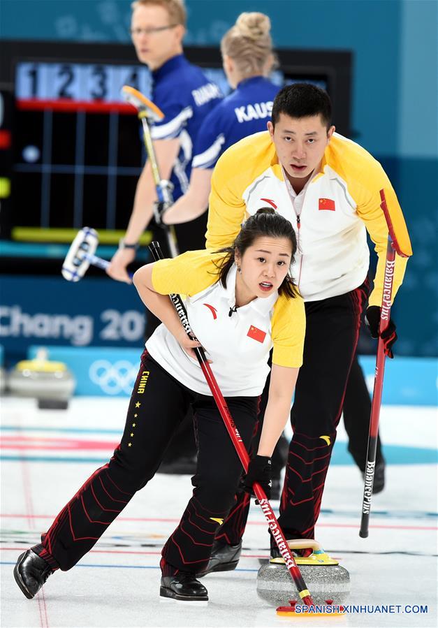 China vence a Finlandia en curling doble mixto in PyeongChang Games mixed doubles curling