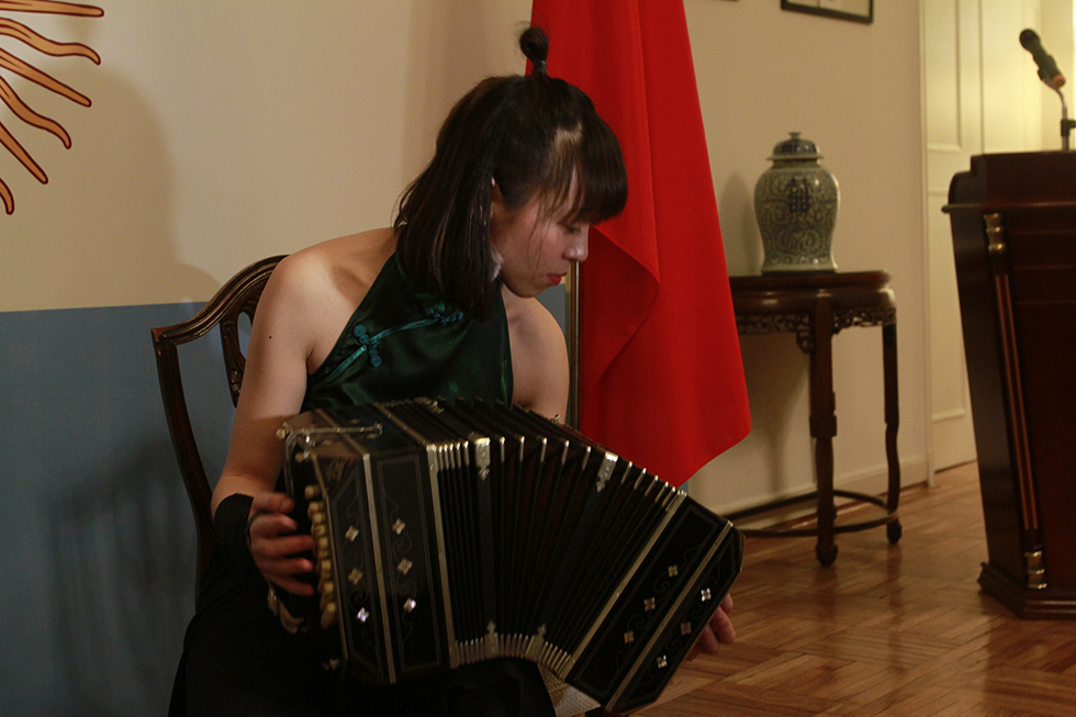 El Conservatorio Central de Música de Beijing inaugurará la primera cátedra de bandoneón y composición de tango argentino