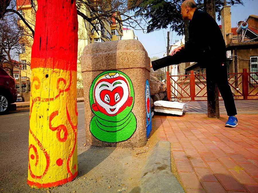 Coloridos murales urbanos embellecen Qingdao