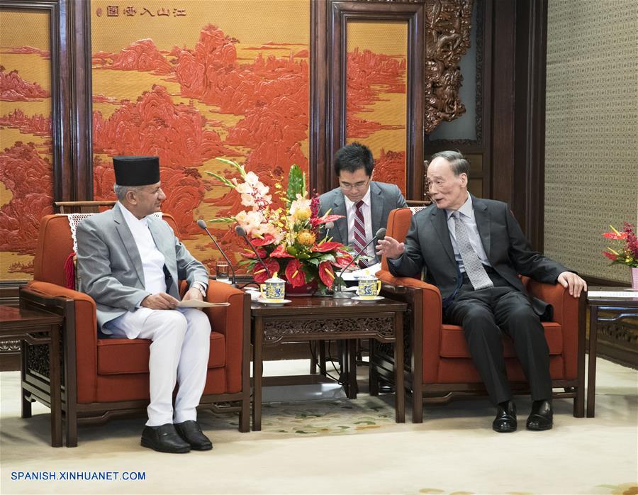 Vicepresidente chino se reúne con ministro de Relaciones Exteriores de Nepal