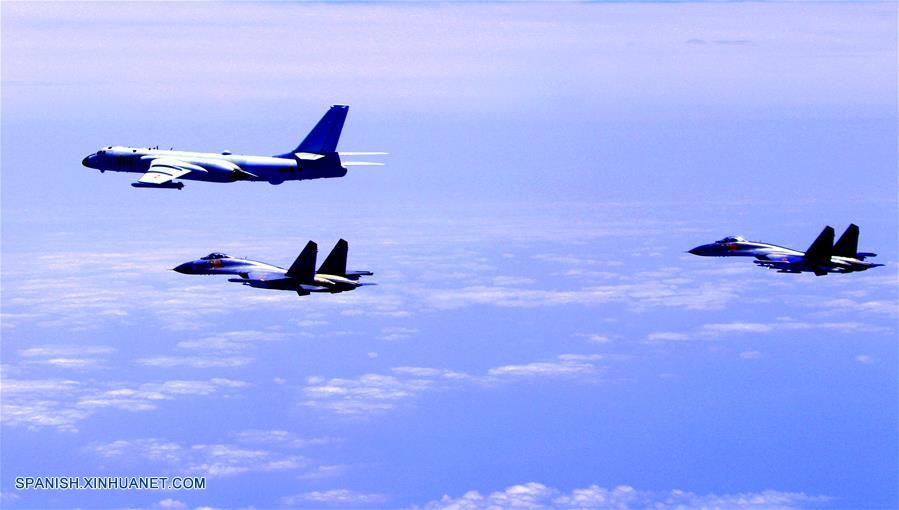 Fuerza Aérea china lleva a cabo patrullajes en islas