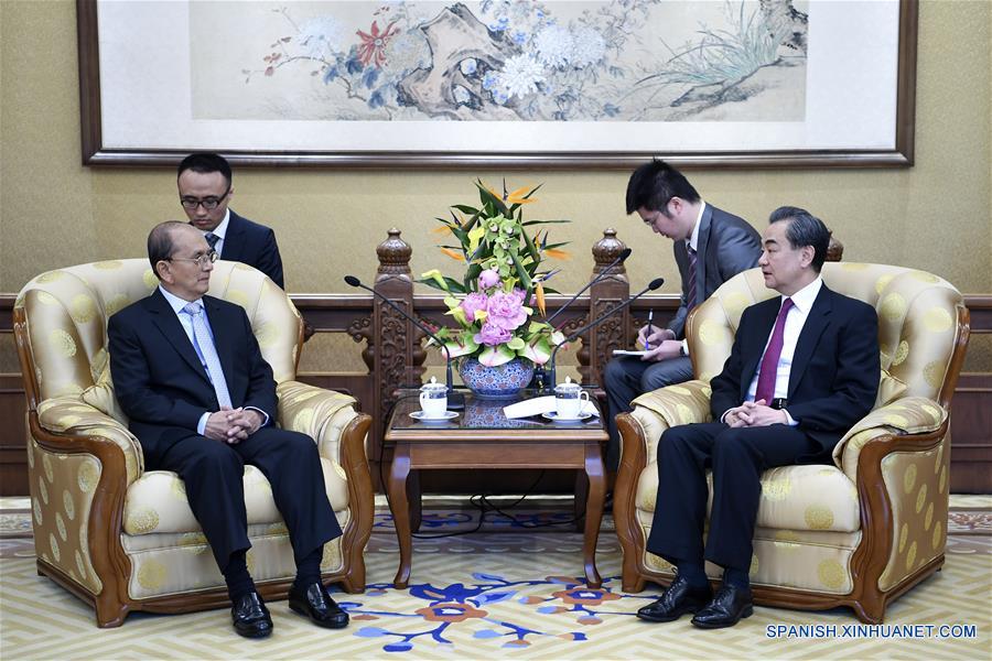 Consejero de Estado chino se reúne con ex presidente de Myanmar