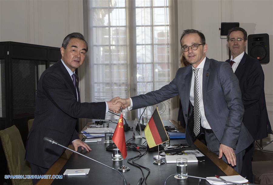 Ministros de Exteriores chino y alemán acuerdan fortalecer intercambios estratégicos
