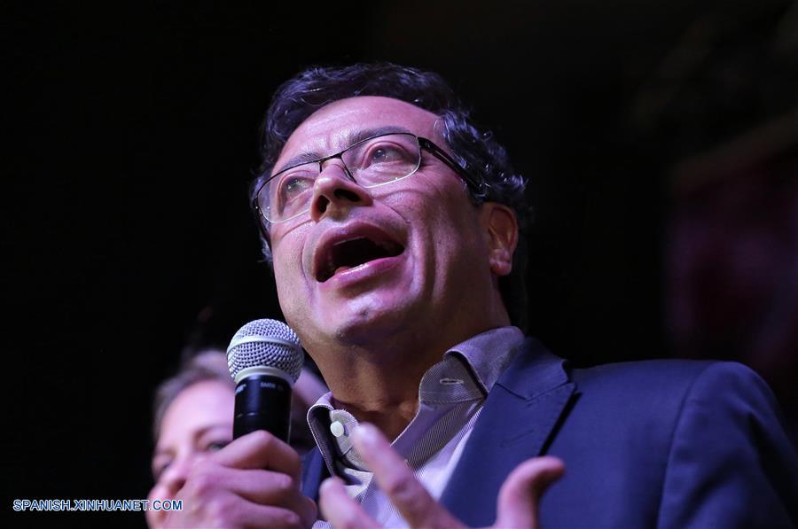 Gustavo Petro agradece a electores que le permitieron pasar a segunda vuelta en elecciones presidenciales